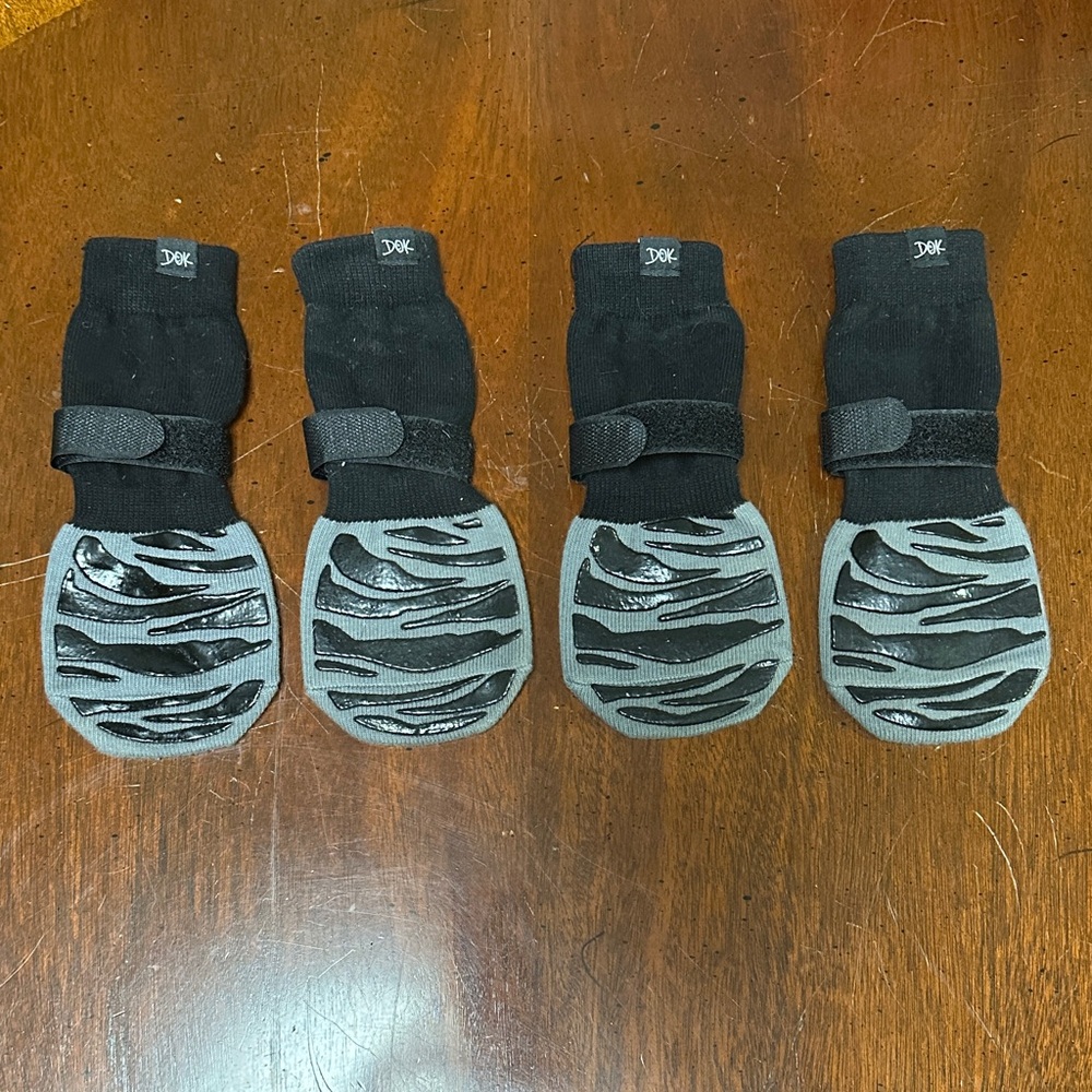 DOK TigerToes Premium Non-Slip Dog Socks for Hardwood Floors